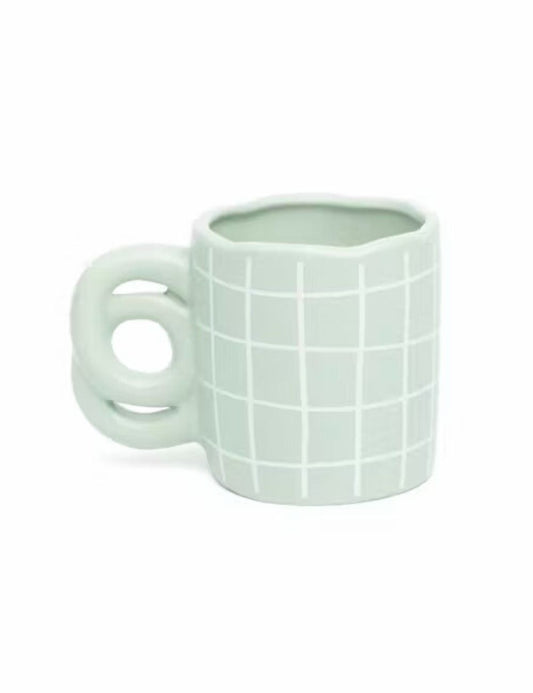 Mug Ismène